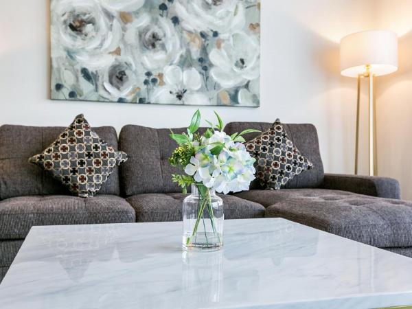 1 and 2 BR Private Condos Steps Away From French Quarter : photo 1 de la chambre appartement 2 chambres