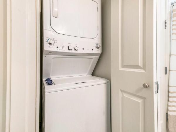 1 and 2 BR Private Condos Steps Away From French Quarter : photo 4 de la chambre appartement 2 chambres