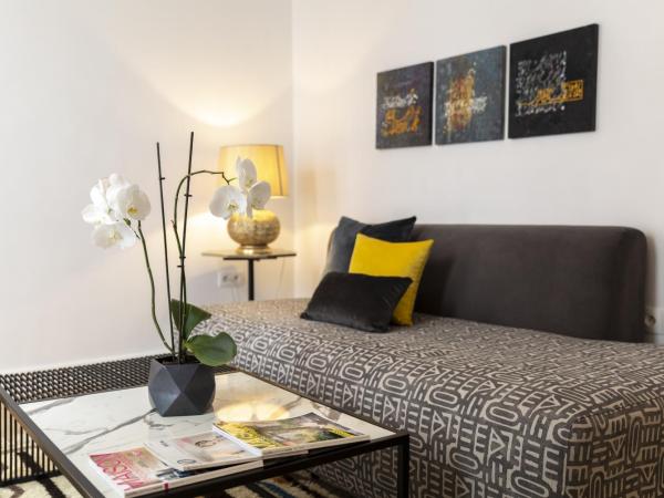 Suite Azur Hotel : photo 4 de la chambre suite deluxe avec lit king-size