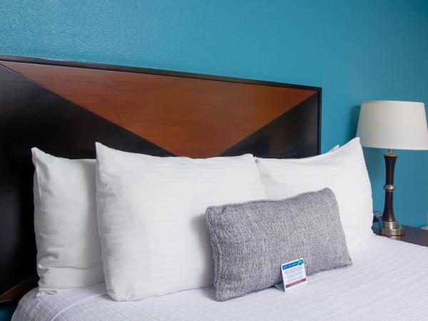 Belltown Inn : photo 3 de la chambre chambre lit queen-size 