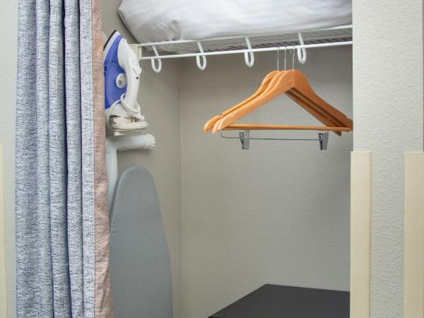 Belltown Inn : photo 5 de la chambre chambre lit queen-size 