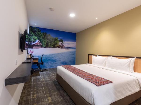 Hotel 7 Suria : photo 2 de la chambre standard king room with no window