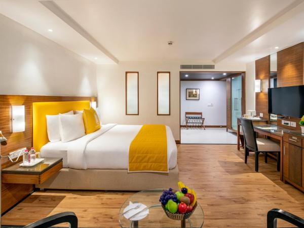 BloomSuites l Ahmedabad : photo 2 de la chambre chambre double supérieure - non-fumeurs