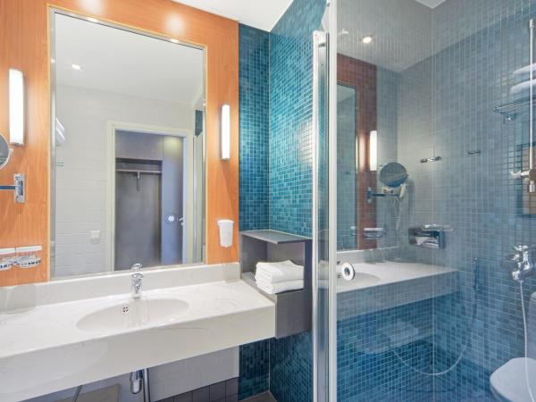 Holiday Inn Helsinki West - Ruoholahti, an IHG Hotel : photo 2 de la chambre chambre lit king-size standard