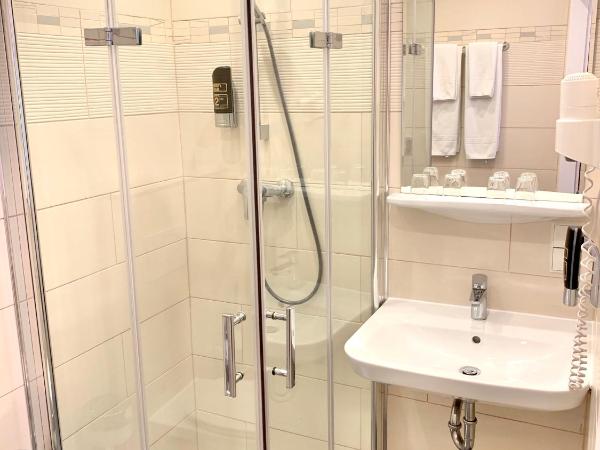 HPA Hotel Andreas : photo 6 de la chambre chambre quadruple