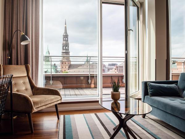 AMERON Hamburg Hotel Speicherstadt : photo 2 de la chambre suite junior - speicherstadt