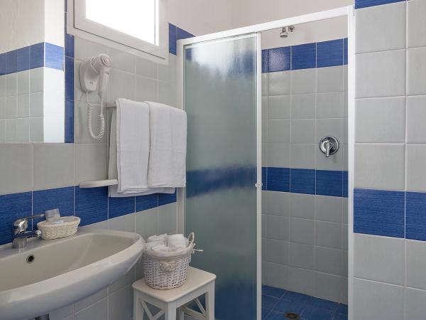 Hotel Villa Maria : photo 4 de la chambre chambre double ou lits jumeaux