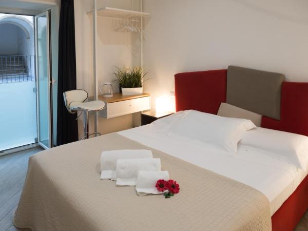 Le Suites Del Duomo House : photo 4 de la chambre chambre quadruple - vue sur intérieur