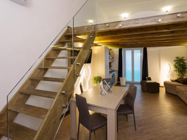 Le Suites Del Duomo House : photo 9 de la chambre appartement supérieur - vue sur intérieur