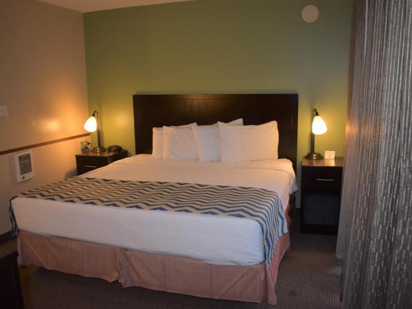 SureStay Hotel by Best Western Portland City Center : photo 6 de la chambre chambre lit king-size avec balcon