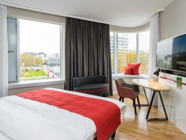 Holiday Inn Hamburg - City Nord, an IHG Hotel : photo 1 de la chambre chambre premium 