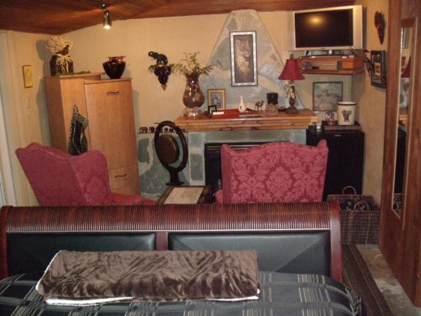 The Stone Hedge Bed and Breakfast : photo 4 de la chambre suite lit queen-size