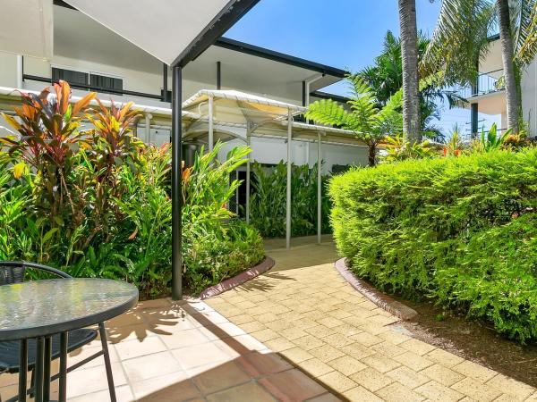 Cairns Reef Apartments & Motel : photo 2 de la chambre chambre double ou lits jumeaux