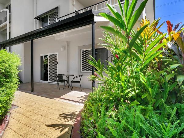 Cairns Reef Apartments & Motel : photo 2 de la chambre appartement 2 chambres