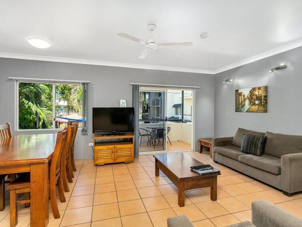 Cairns Reef Apartments & Motel : photo 2 de la chambre appartement deluxe