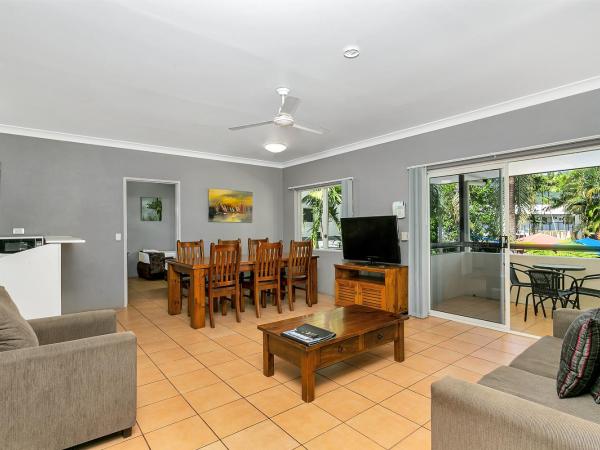 Cairns Reef Apartments & Motel : photo 1 de la chambre appartement deluxe