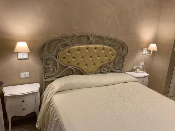 Boutique Hotel Calais Milano : photo 3 de la chambre chambre double ou lits jumeaux Économique 