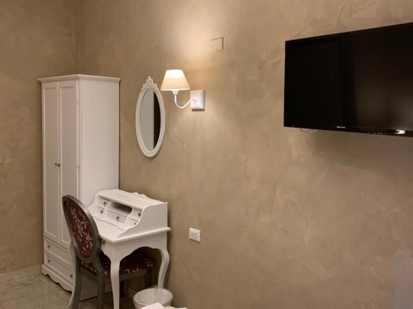 Boutique Hotel Calais Milano : photo 7 de la chambre chambre double ou lits jumeaux Économique 