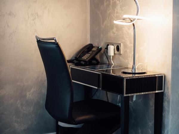 Amirauté : photo 2 de la chambre chambre double avec baignoire spa