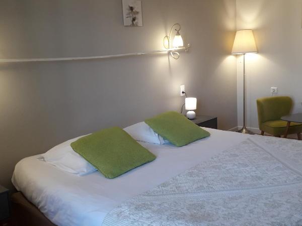 Les Terrasses de David et Louisa : photo 4 de la chambre chambre double confort - vue sur rue