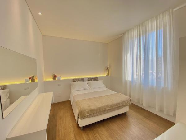 Soggiorno Lo Stellino : photo 1 de la chambre chambre double - vue sur jardin