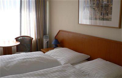 Hotel Mercedes/Centrum : photo 2 de la chambre chambre simple