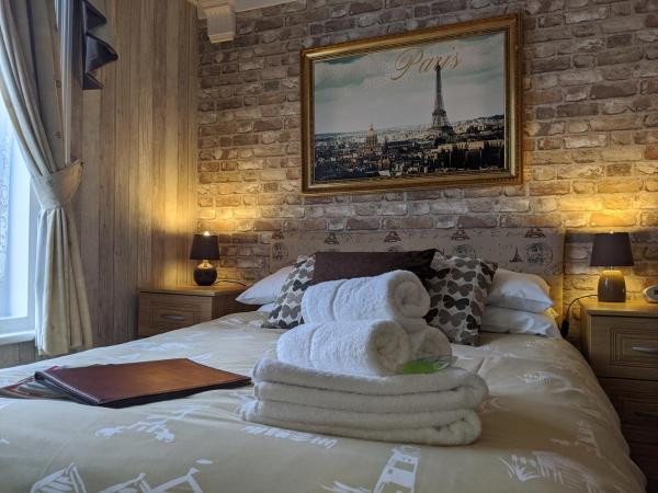 The New Guilderoy Hotel : photo 2 de la chambre chambre familiale (2 adultes et 2 enfants)
