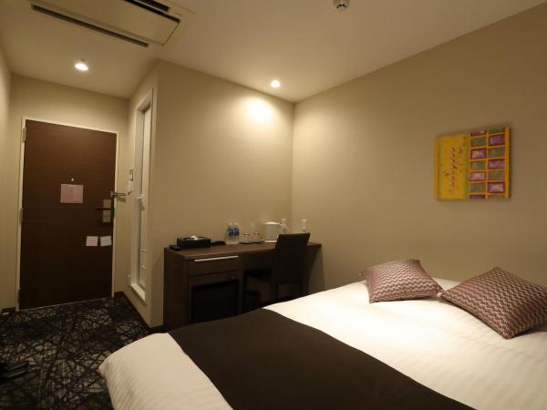 Osaka Teikoku Hotel : photo 4 de la chambre chambre double - non-fumeurs