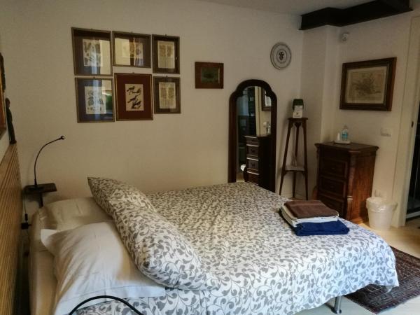 Bolognino B&B : photo 2 de la chambre chambre double ou lits jumeaux avec salle de bains privative