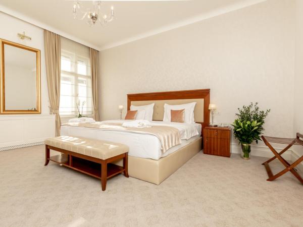 Hotel Le Premier : photo 4 de la chambre suite de luxe avec accès gratuit au spa