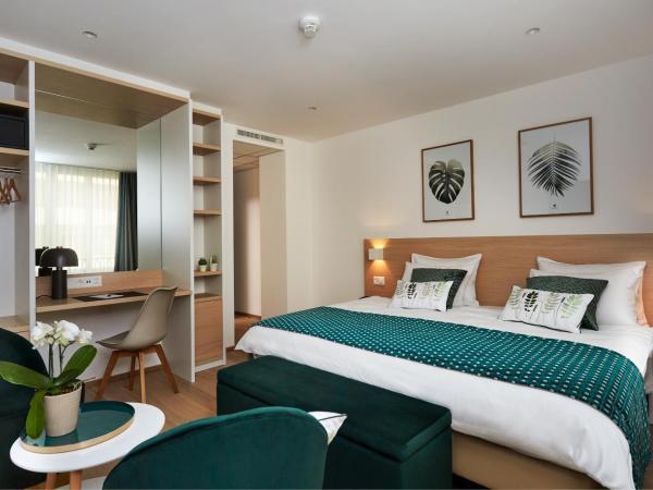 Hotel Suisse : photo 2 de la chambre studio lit king-size