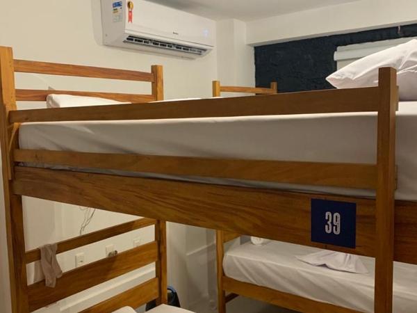 Manhatã Hostel : photo 2 de la chambre lit superposé dans dortoir mixte