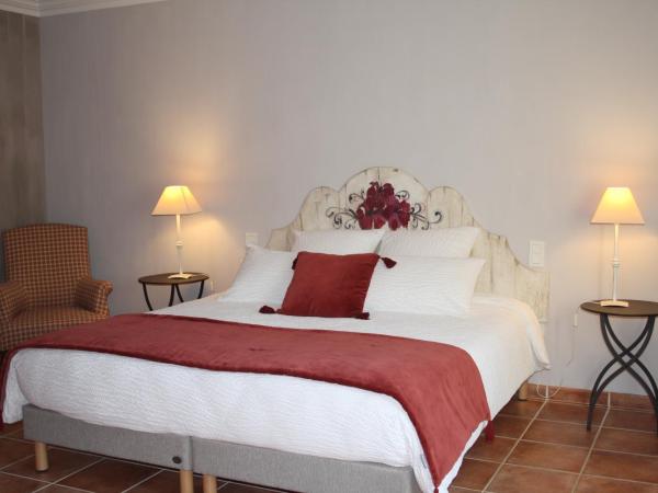 Le Mas Vigneron : photo 6 de la chambre chambre lit king-size