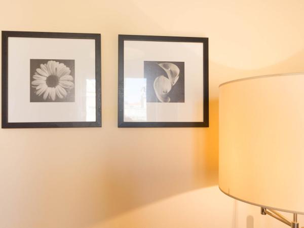 Al Porto Di Cagliari : photo 2 de la chambre chambre deluxe double ou lits jumeaux