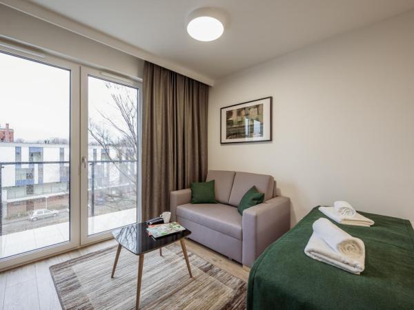 Marina Apartments : photo 2 de la chambre studio lit king-size avec canapé-lit