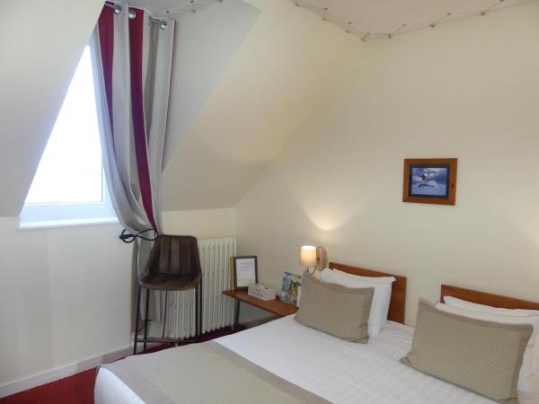 Hôtel Aux Tamaris - Vue Mer : photo 5 de la chambre chambre double confort - vue sur mer - horizon