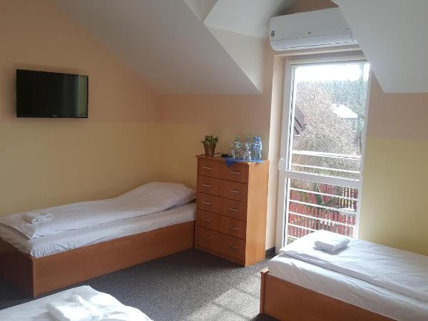 Hotelik SJ : photo 3 de la chambre chambre quadruple