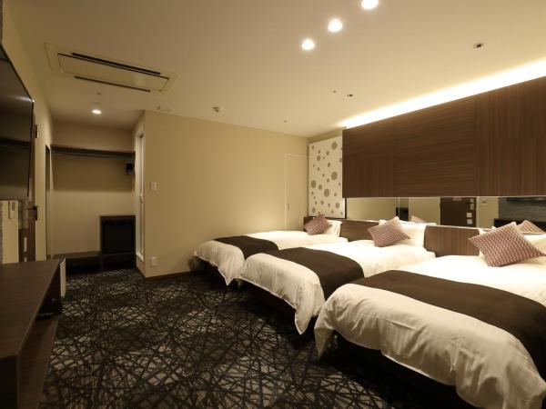 Osaka Teikoku Hotel : photo 3 de la chambre chambre triple - non-fumeurs