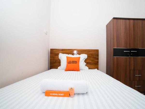 KoolKost near RS Pelabuhan Jakarta - Minimum Stay 6 Nights : photo 7 de la chambre chambre simple