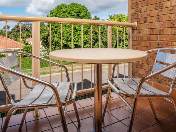 Aspley Carsel Motor Inn : photo 5 de la chambre suite king exécutive avec balcon