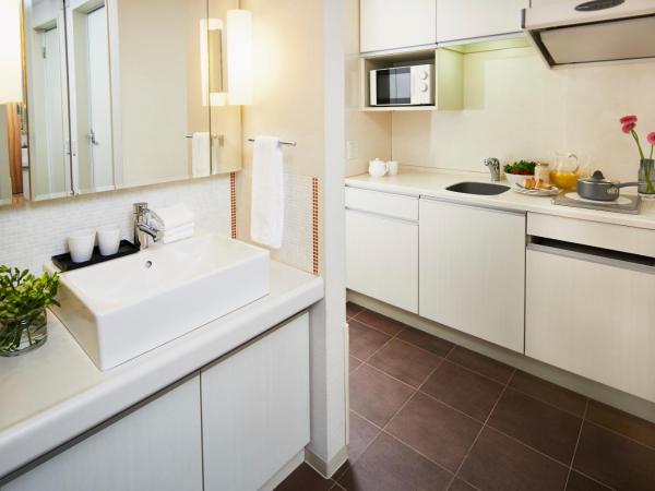 Citadines Kyoto Karasuma-Gojo : photo 4 de la chambre studio lits jumeaux premier