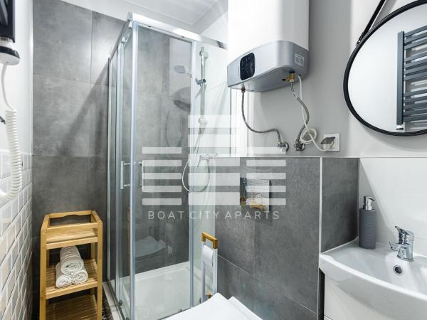 Boat City Aparts - Dworzec Łódź Fabryczna : photo 5 de la chambre superior apartment v