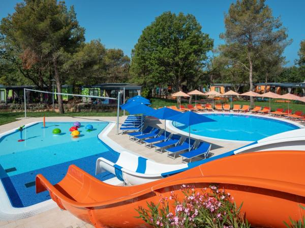 Drago Tours LODGE TENT Holiday Deluxe, Lanterna : photo 1 de la chambre tente