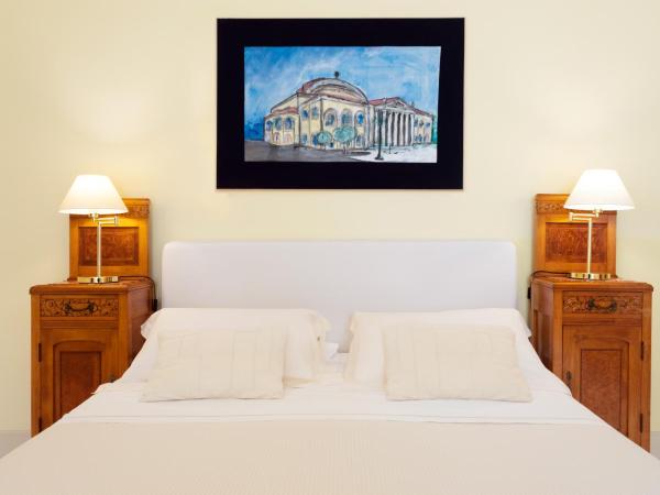 Hotel Palazzo Brunaccini : photo 7 de la chambre suite art