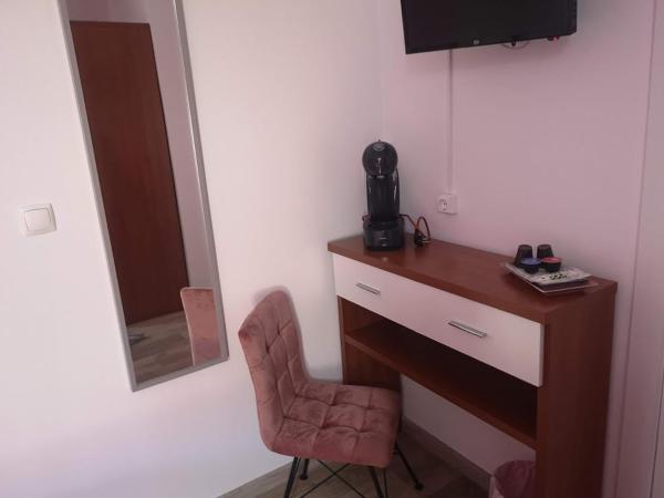 Residencial S Juliao AL : photo 3 de la chambre chambre double avec terrasse