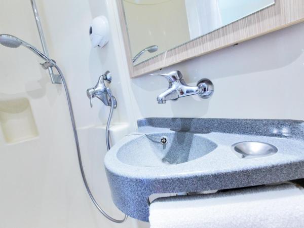 Premiere Classe Blois Nord : photo 7 de la chambre chambre double