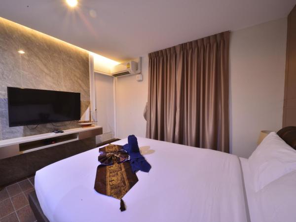 Sureena Hotel : photo 3 de la chambre chambre lit queen-size deluxe