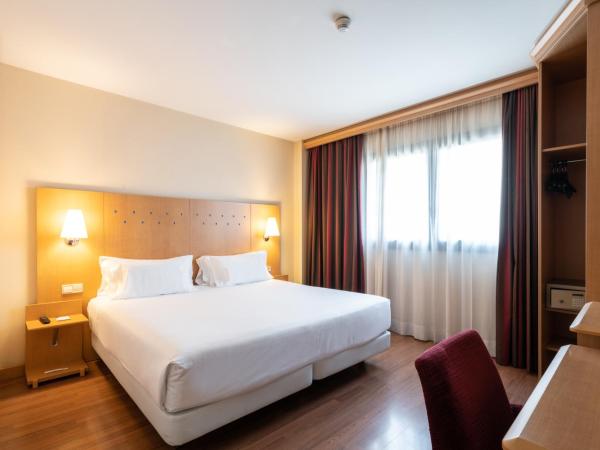 Catalonia La Maquinista : photo 1 de la chambre chambre double ou lits jumeaux standard