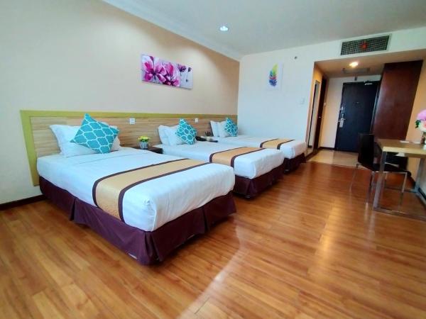 TD Plaza Hotel : photo 4 de la chambre chambre triple deluxe