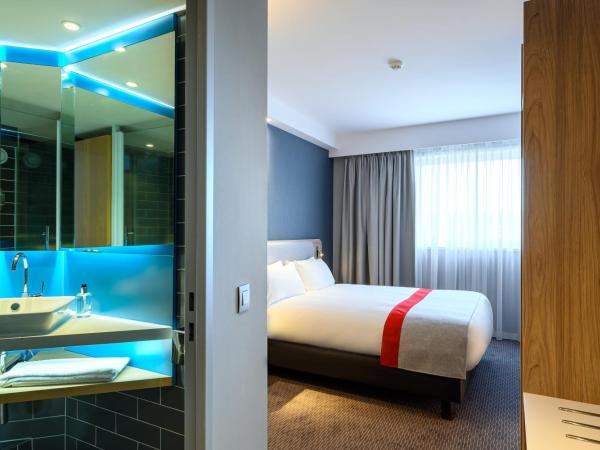 Holiday Inn Express Mechelen City Centre, an IHG Hotel : photo 5 de la chambre chambre double standard avec canapé-lit